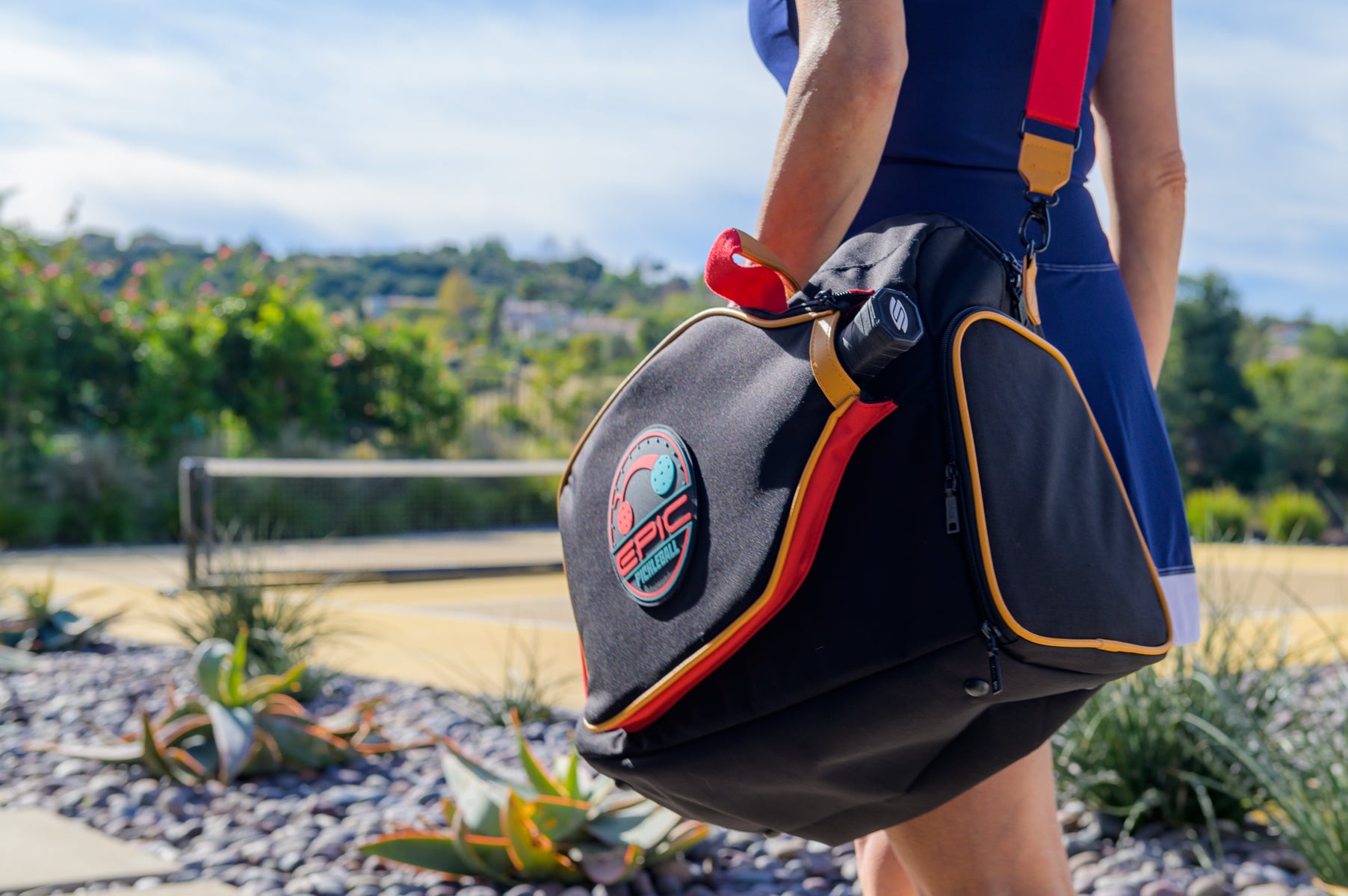 How to Choose a Waterproof Pickleball Duffel Bag for Durability and Style